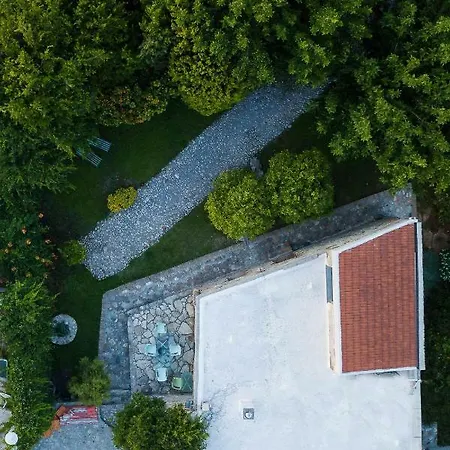 Muazzo Creta Stone House, Nature Escape With Pool, By Thinkvilla Villa *