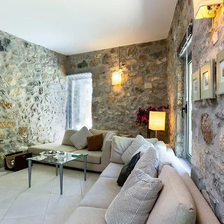 Muazzo Creta Stone House, Nature Escape With Pool, By Thinkvilla Villa *